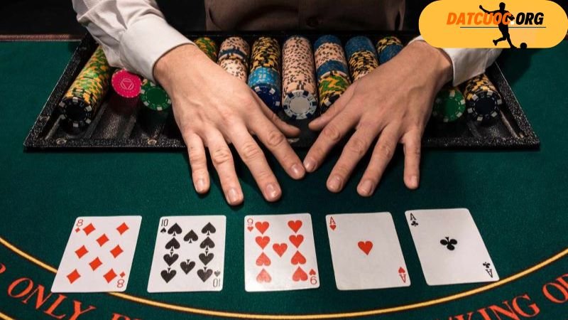 Chiến Thuật Bluff Trong Poker và Những Lợi Ích Khi Sử Dụng